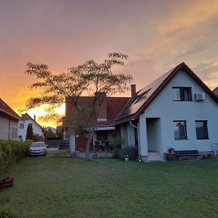 Aszofoi Panorama Apartmanhaz Bagian luar foto
